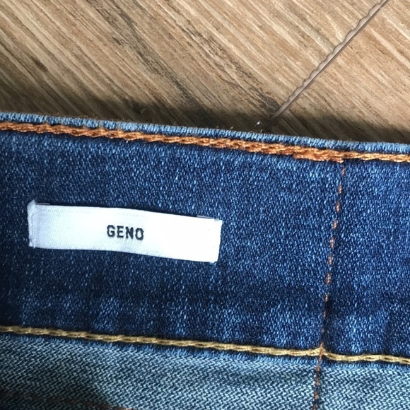 True Religion Mens size 42 Geno Cut Off blue Jean shorts made USA - Picture 4 of 6